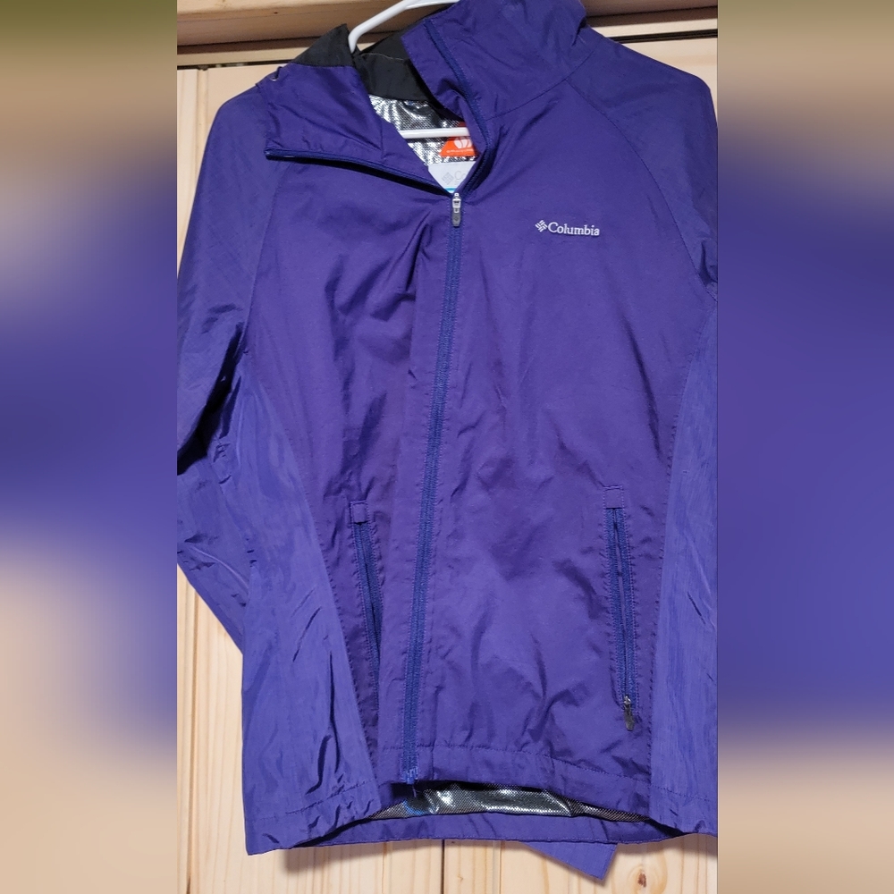 Columbia rain jacket